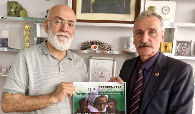 Srebrenitsa katliamını kınama mitingi